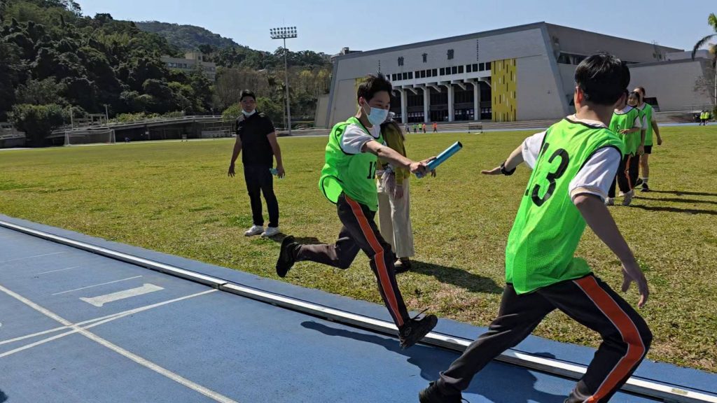 國中班際大隊接力