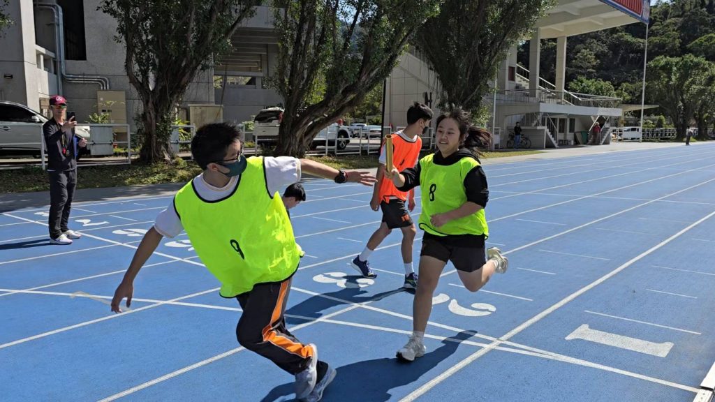 國中班際大隊接力