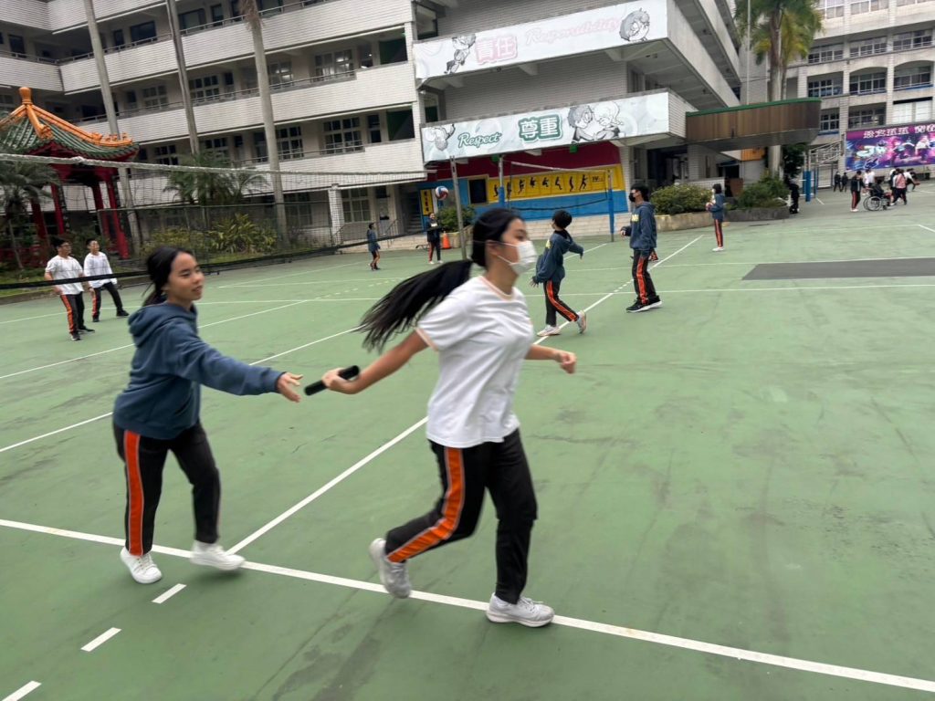 國中班際大隊接力